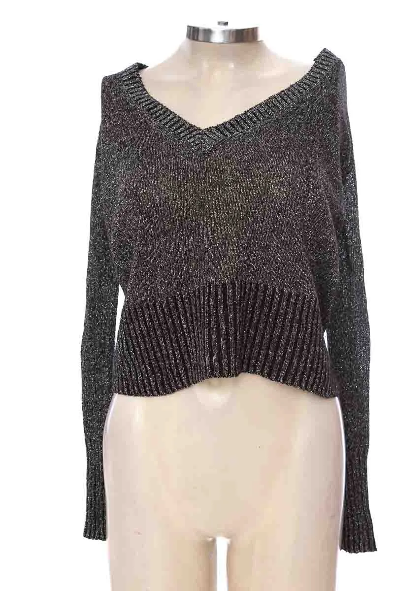 SWEATER COLOR NEGRO  SUPRé